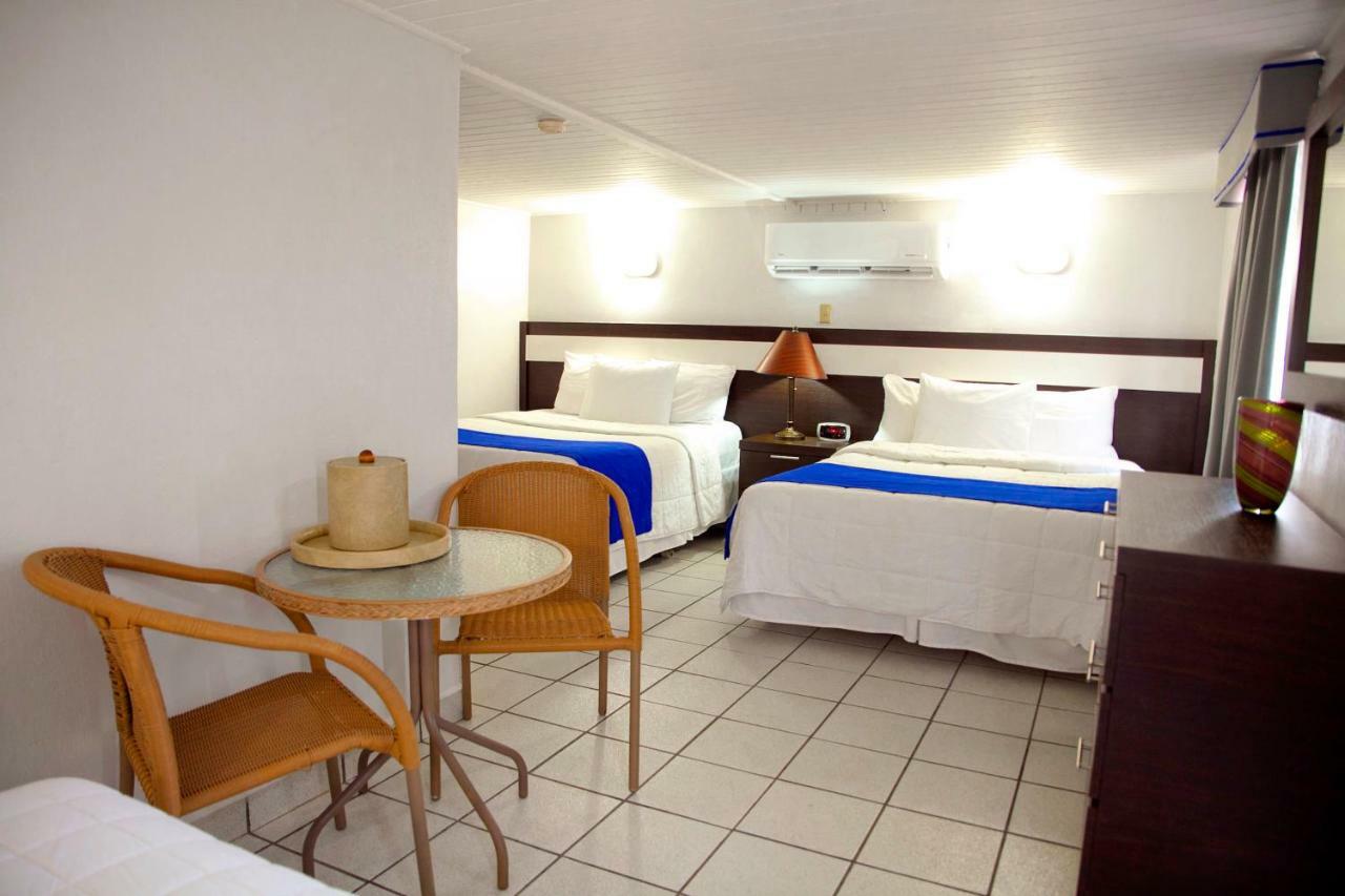 Full Moon Hotel & Restaurant Salinas Luaran gambar